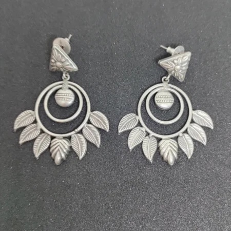 Chand Dangler Earring