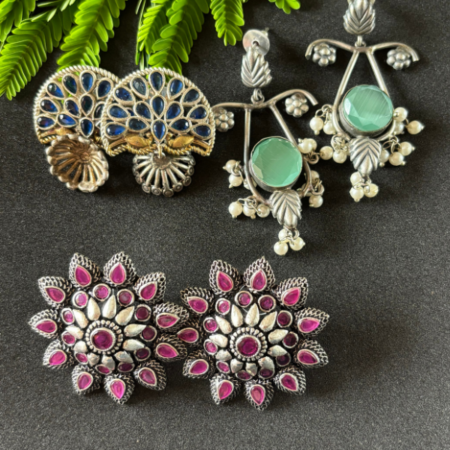 Get 3 Earrings – Festive Deal