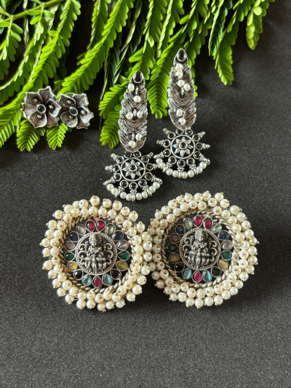 Limited Festive: 3 Earrings